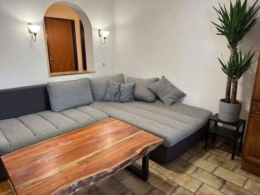 Geraeumige Rustikale Tiroler Wohnung 1-8 Personen Imst Eksteriør billede